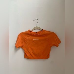 Alphalete Amplify Crop Top